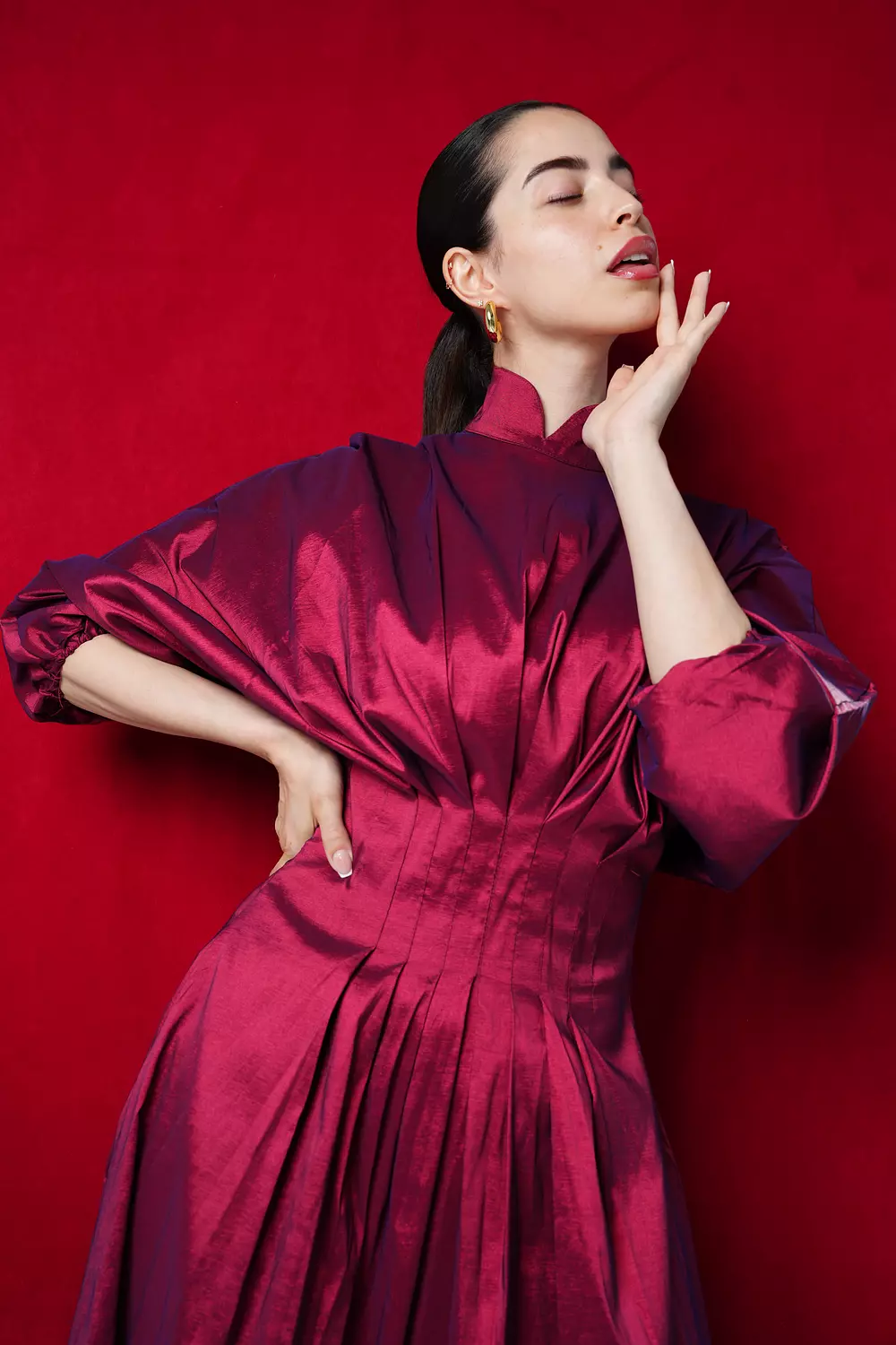 The glow dress Burgundy  image