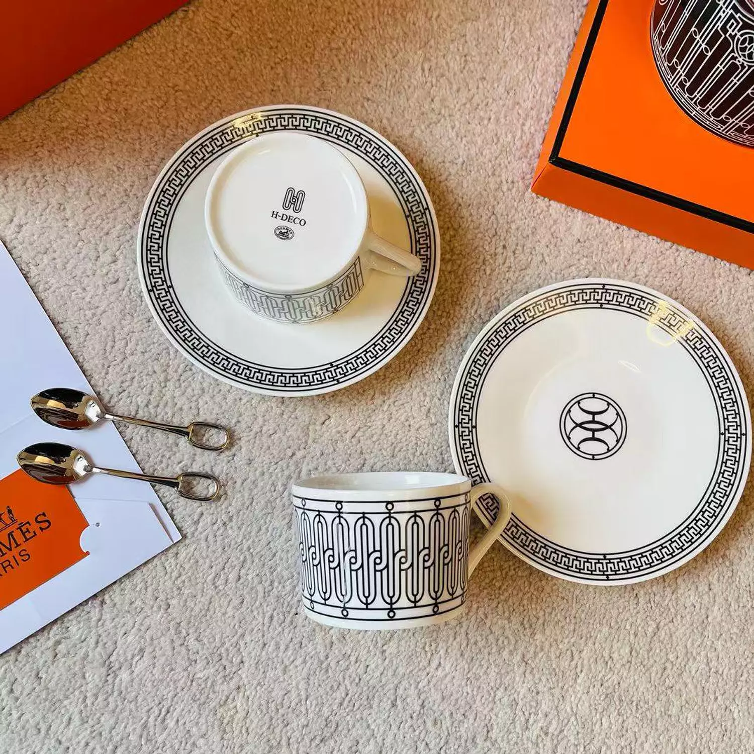 Hermès Mosaique au 24 Platinum Tea Set. 4