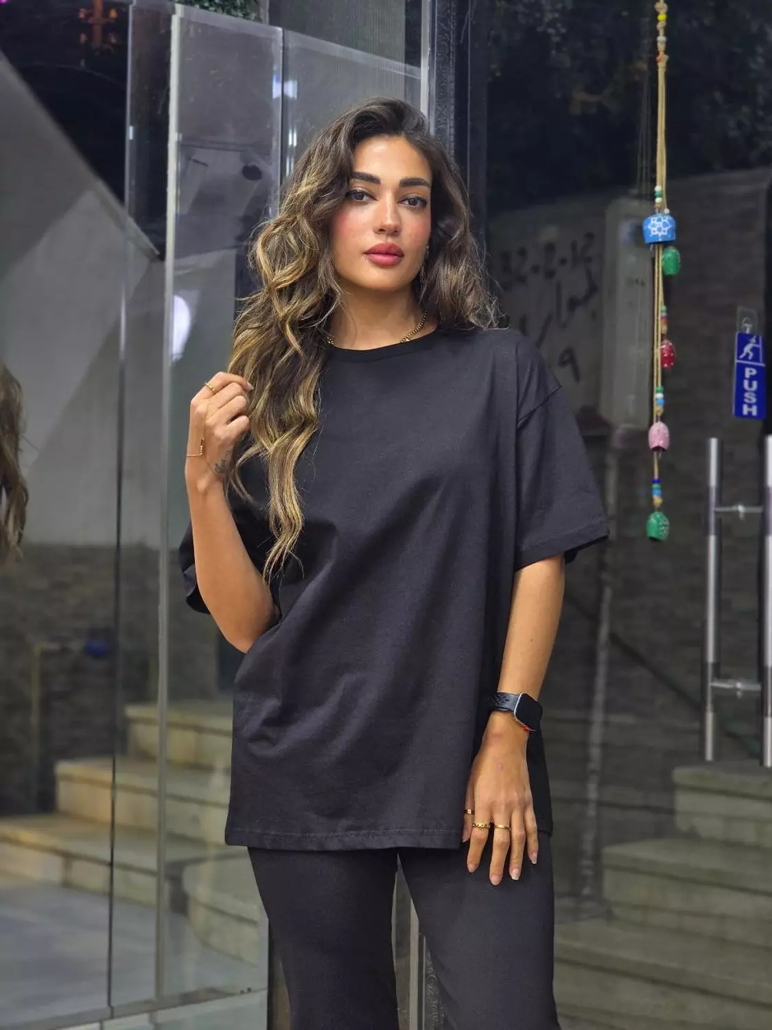 Black basic tshirt 2