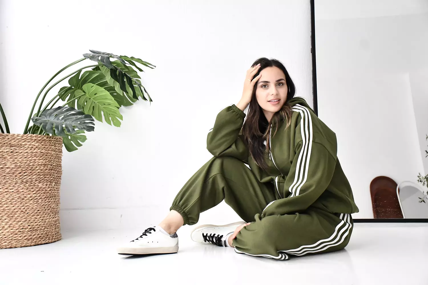 Olive tracking suit  6