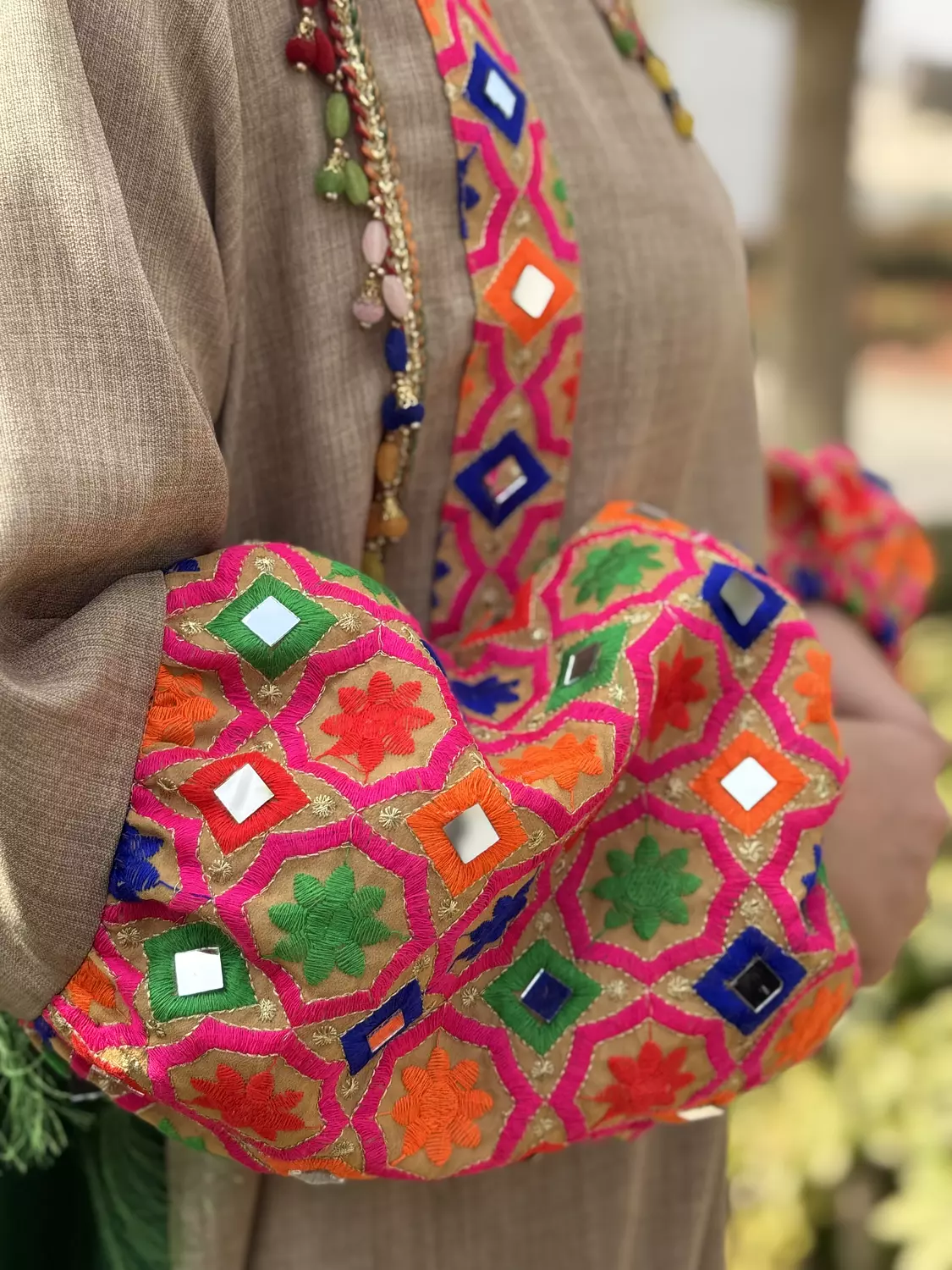 Embroidery kaftan 1 4