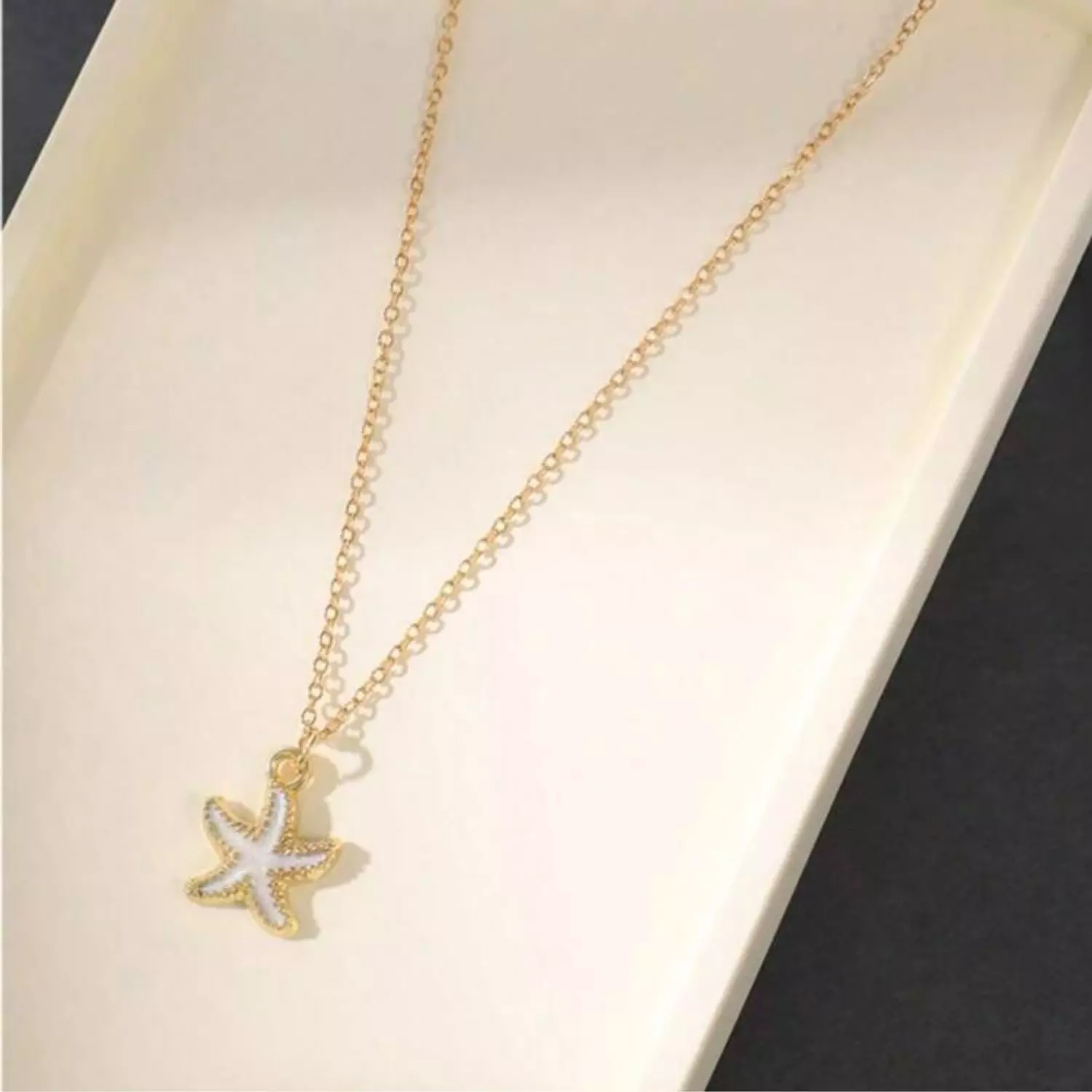 Small Starfish Necklace A 1