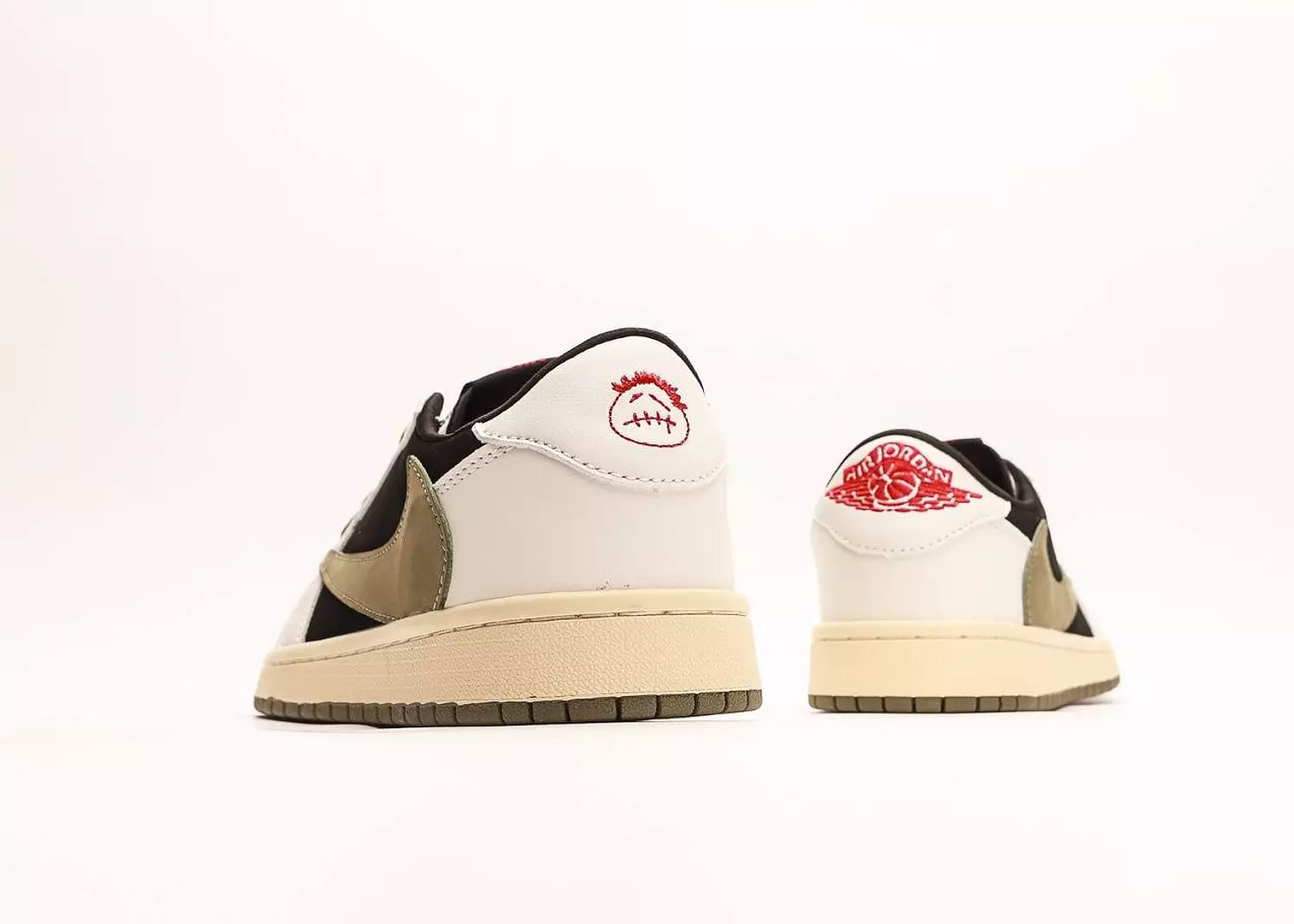 Jordan 1 Retro Low Travis Scott Olive  2