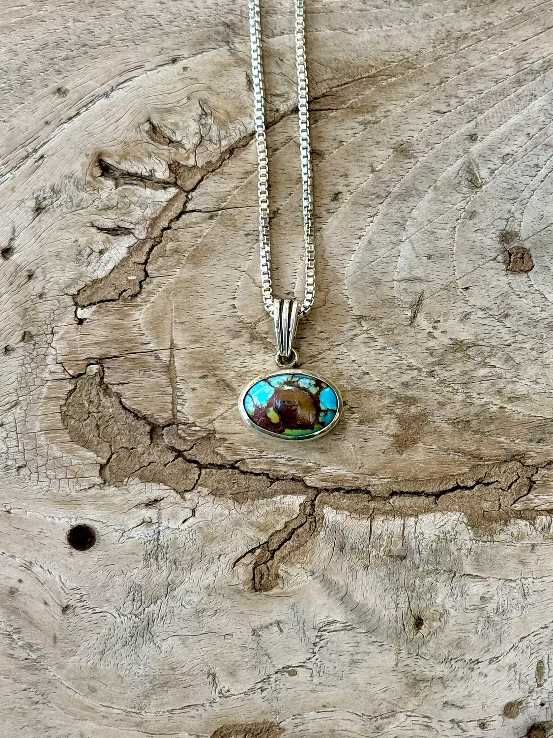 Fayrouz Eye Necklace  hover image