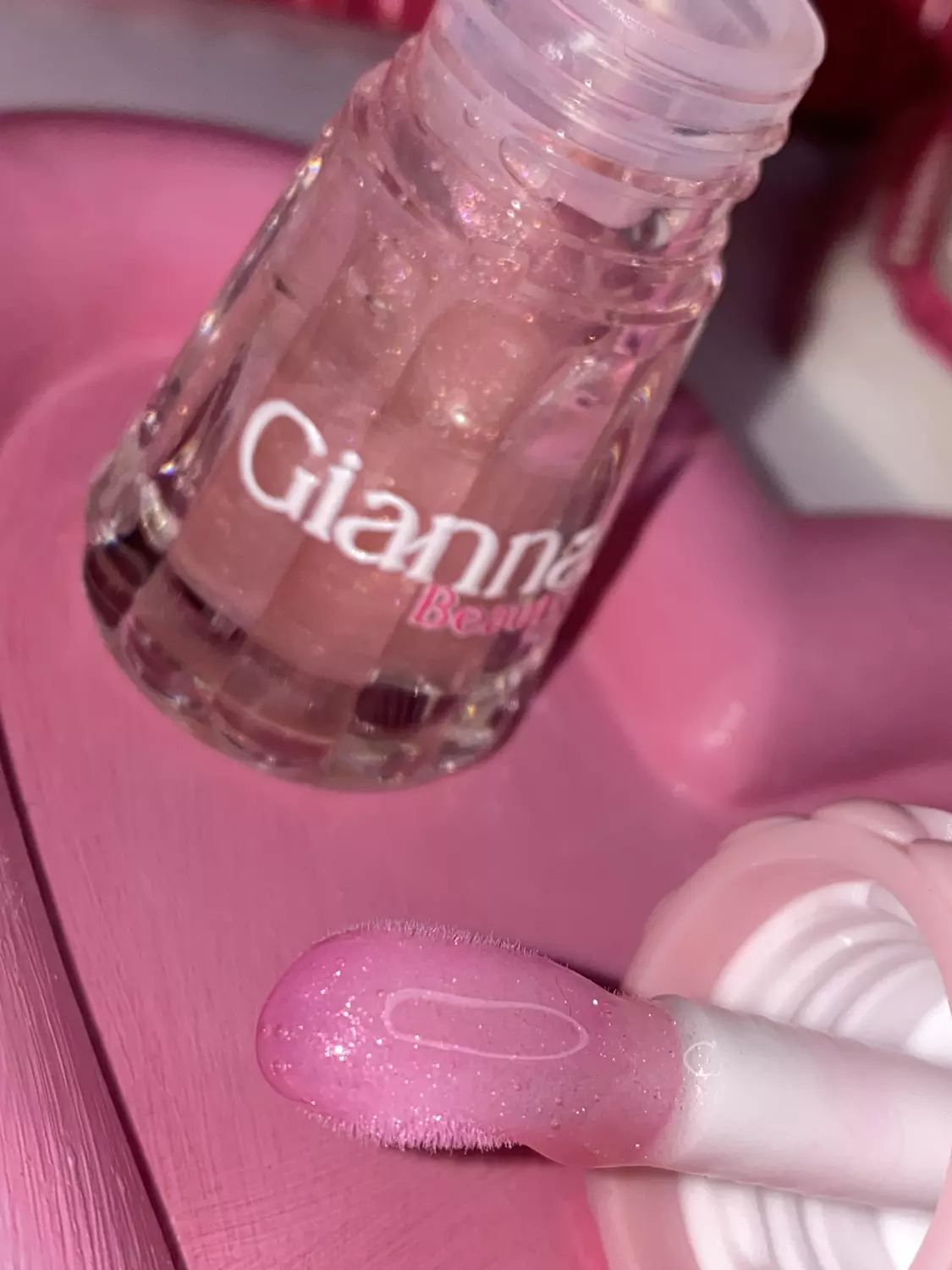 Magic lip oil image