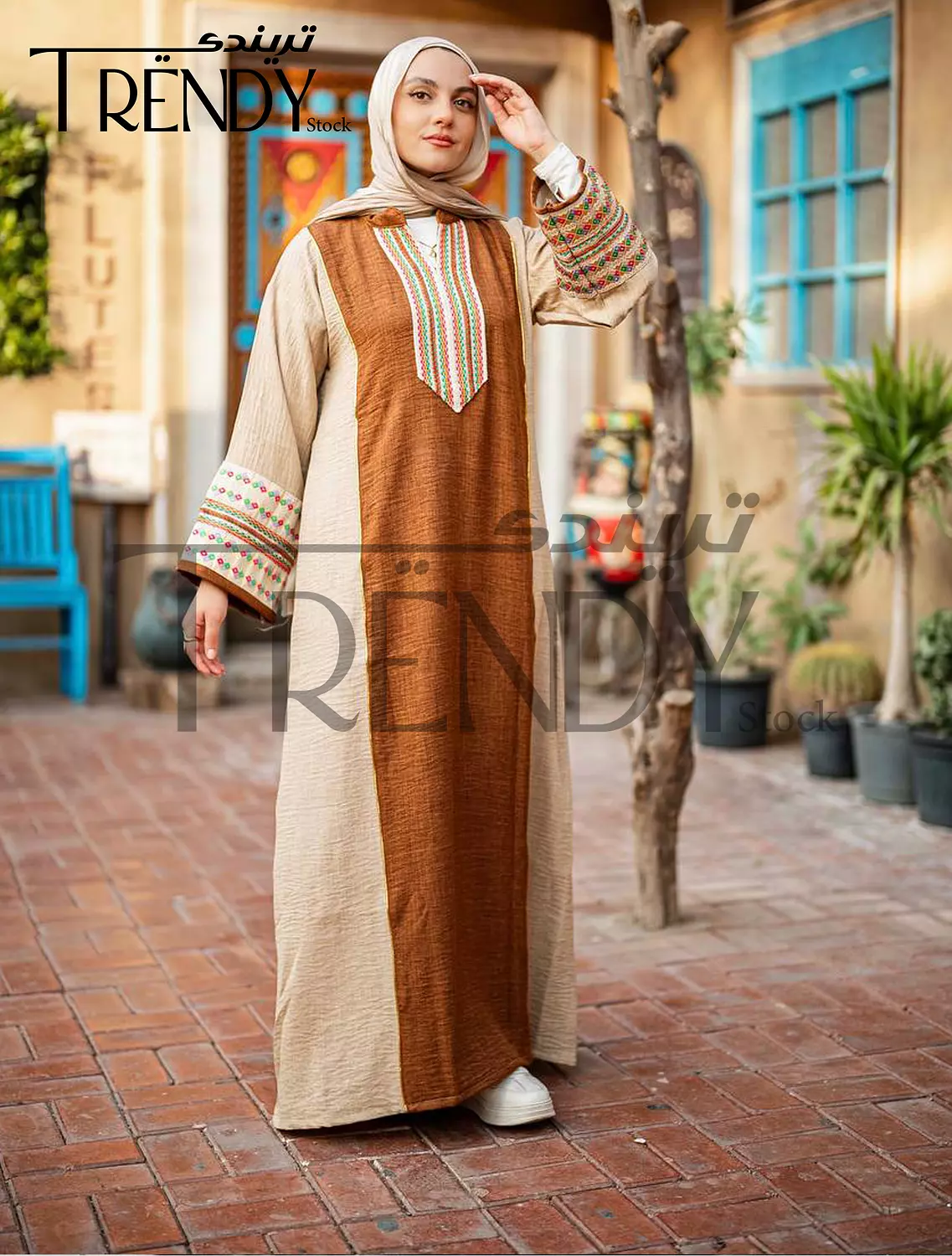 Linen abaya with Indian embroidery 1