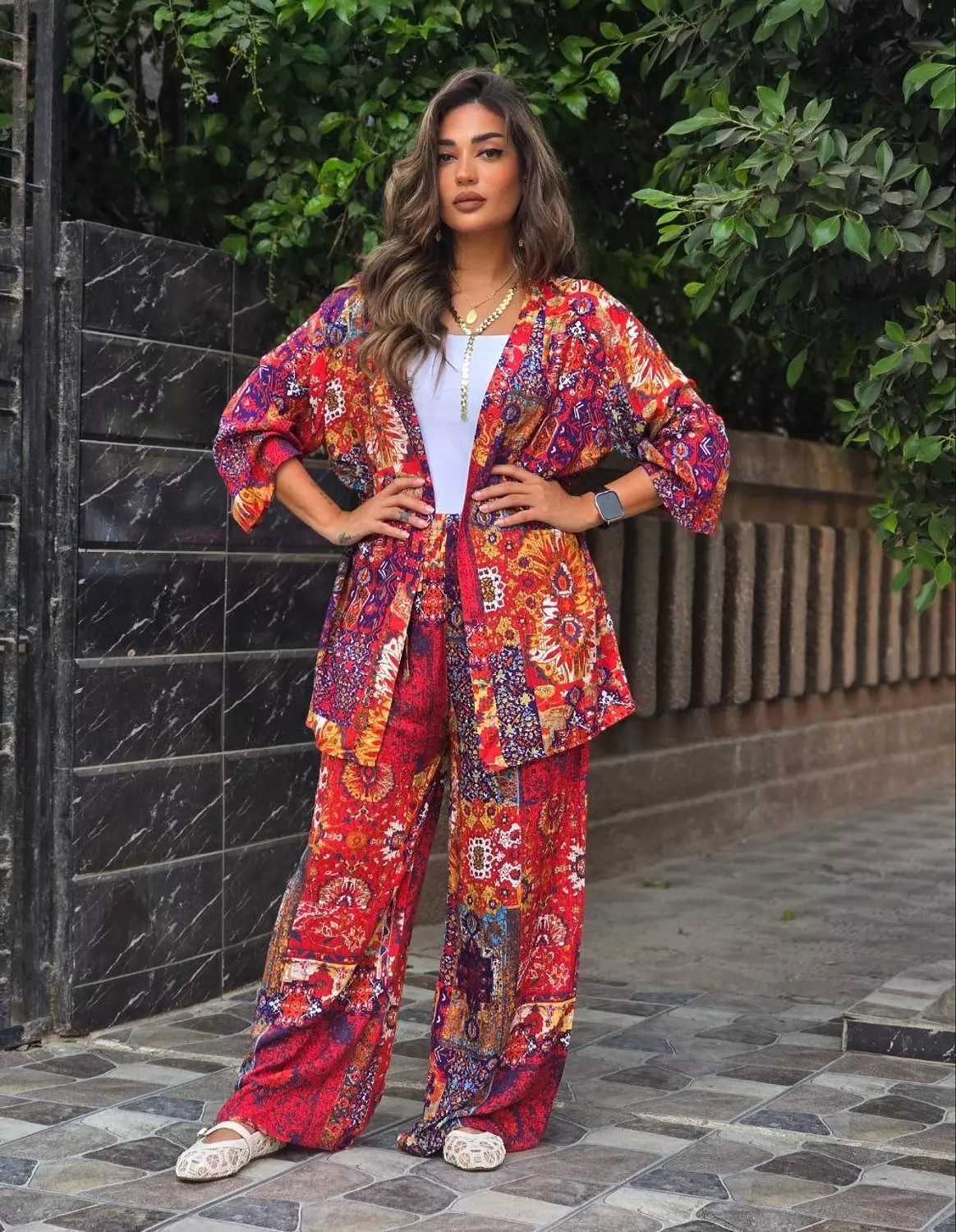 Red boho set hover image
