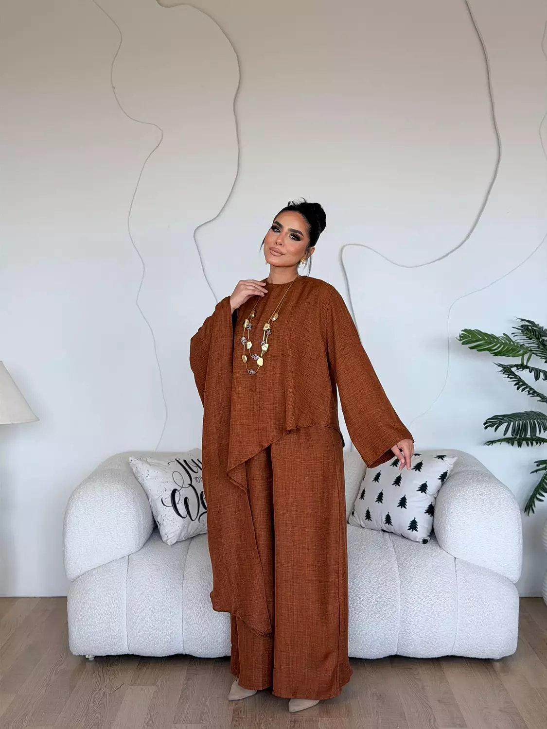 The Flowy Set In Brown hover image