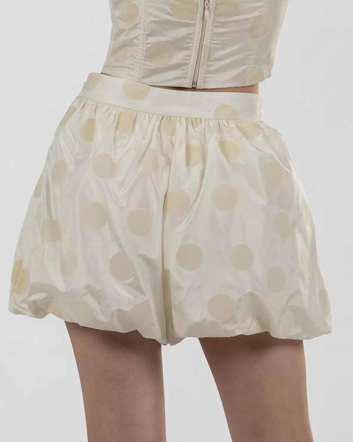 Chic Polka-Dot Balloon Shorts 5