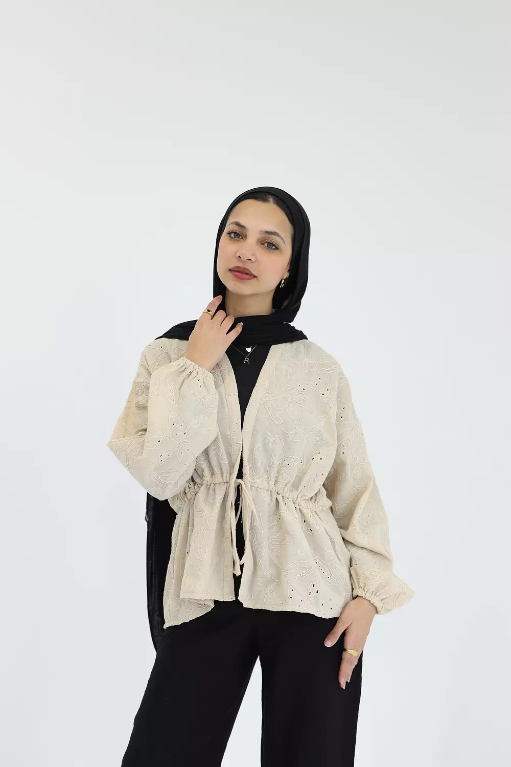 Beige flowered stomach cardigan 2