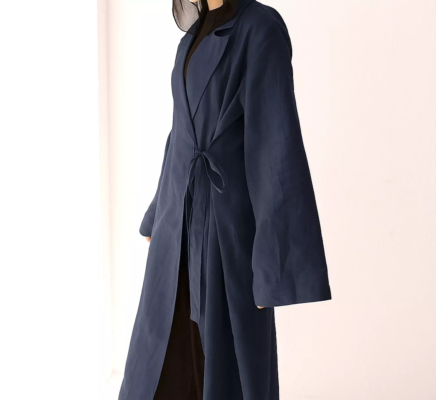 Side-tie linen dress in Navy blue image