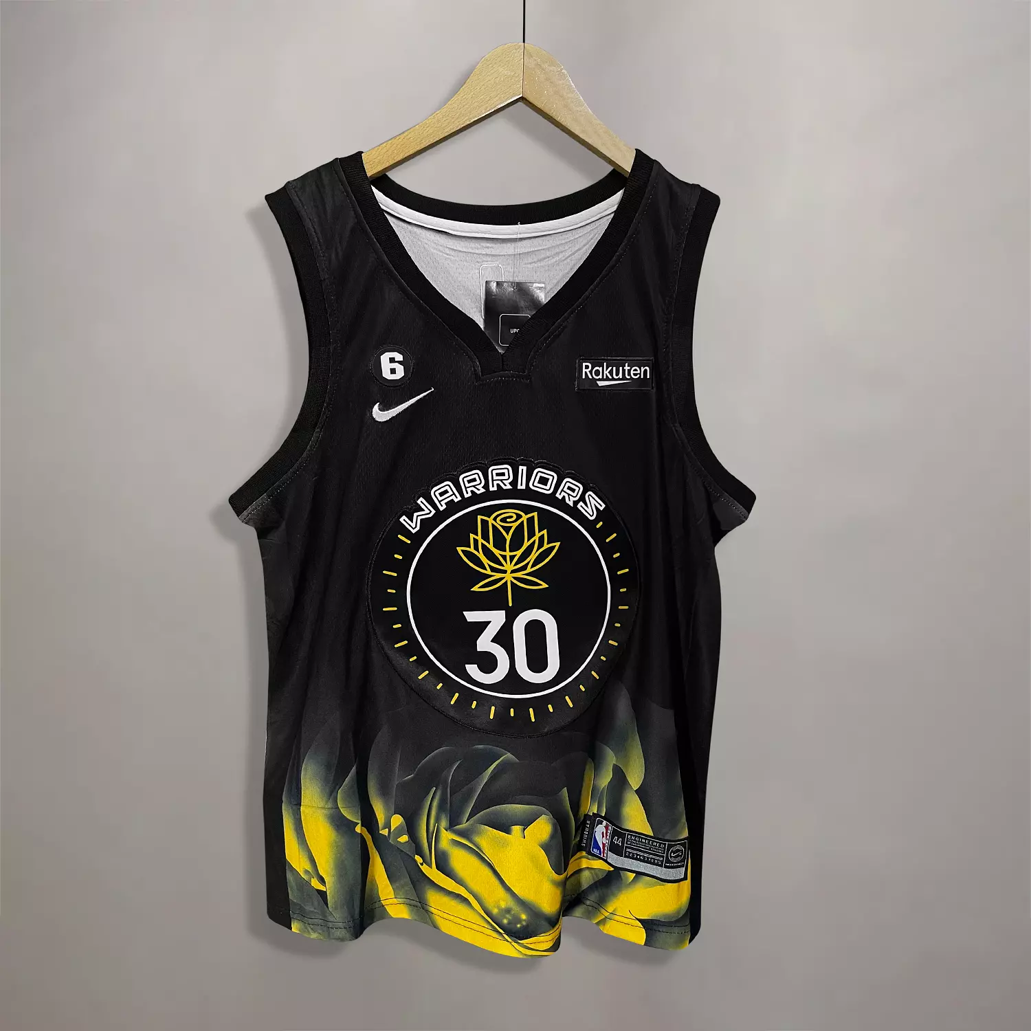 GOLDEN STATE WARRIORS - BASKETBALL