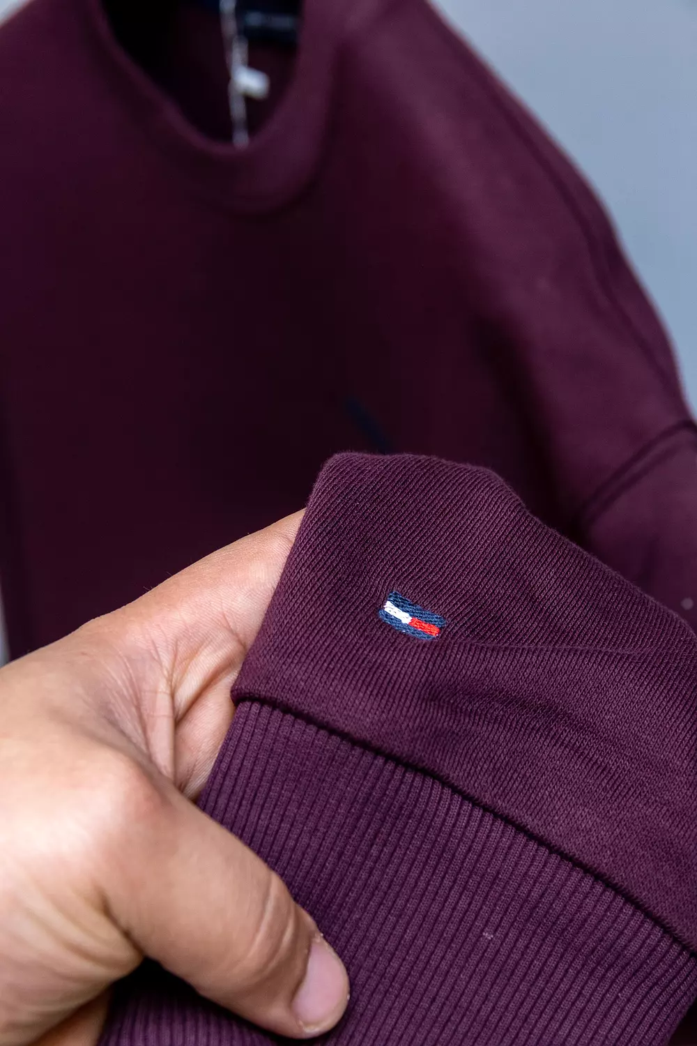 TOMMY HILFIGER SWEATSHIRT 2