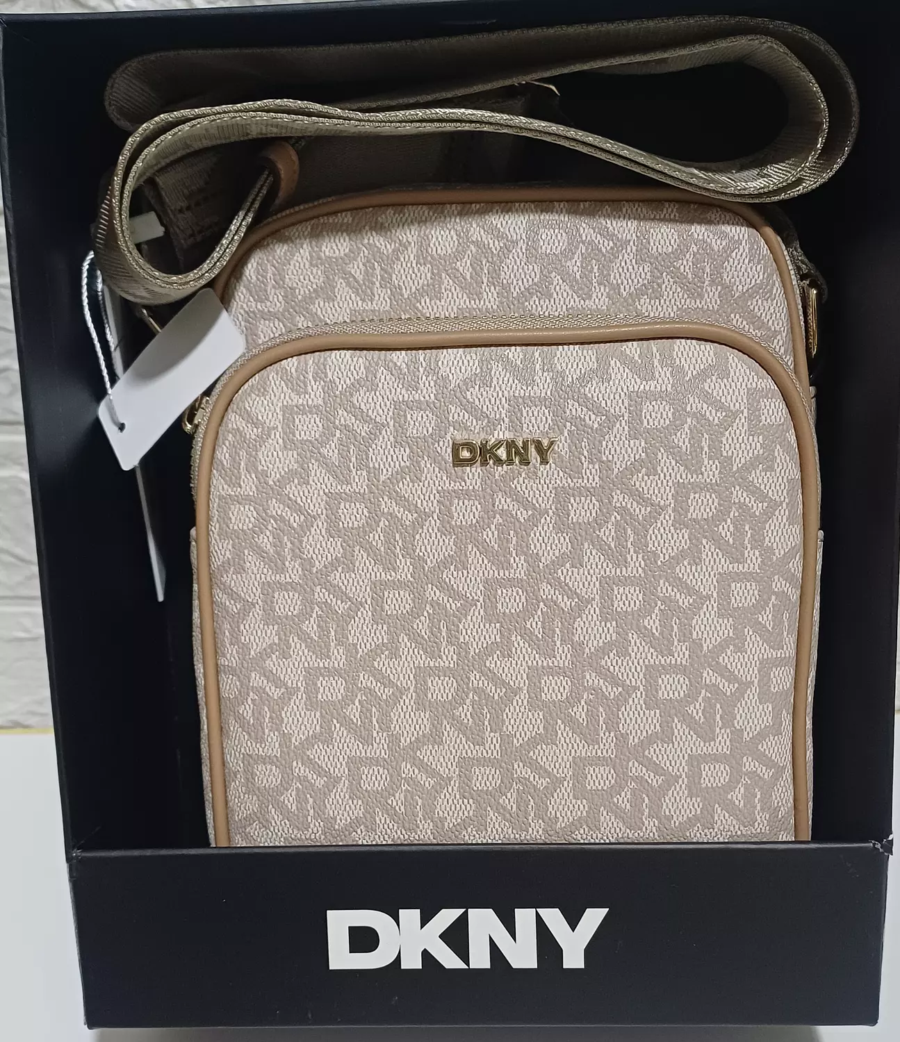 DKNY Signature Crossbody Bag image