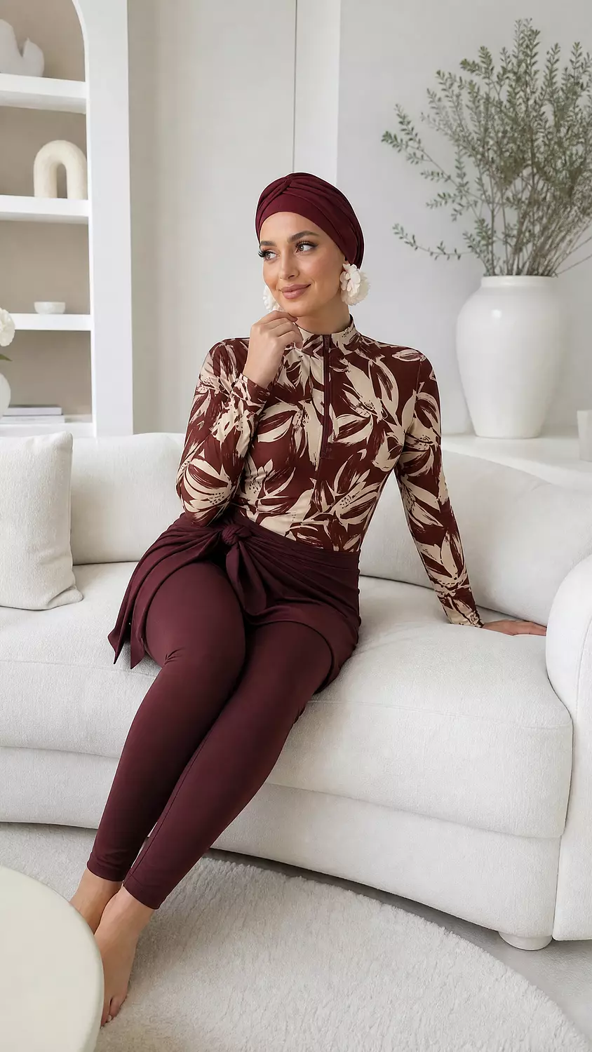 Burgundy leaves image