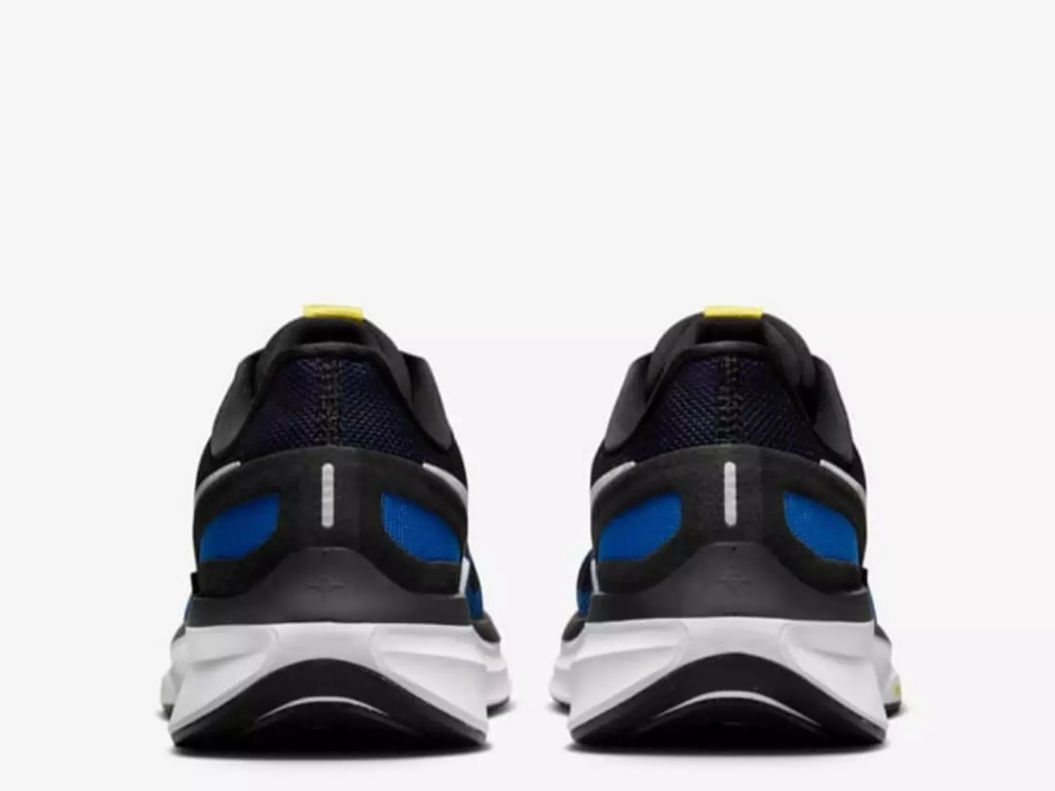 Nike Structure 25 6