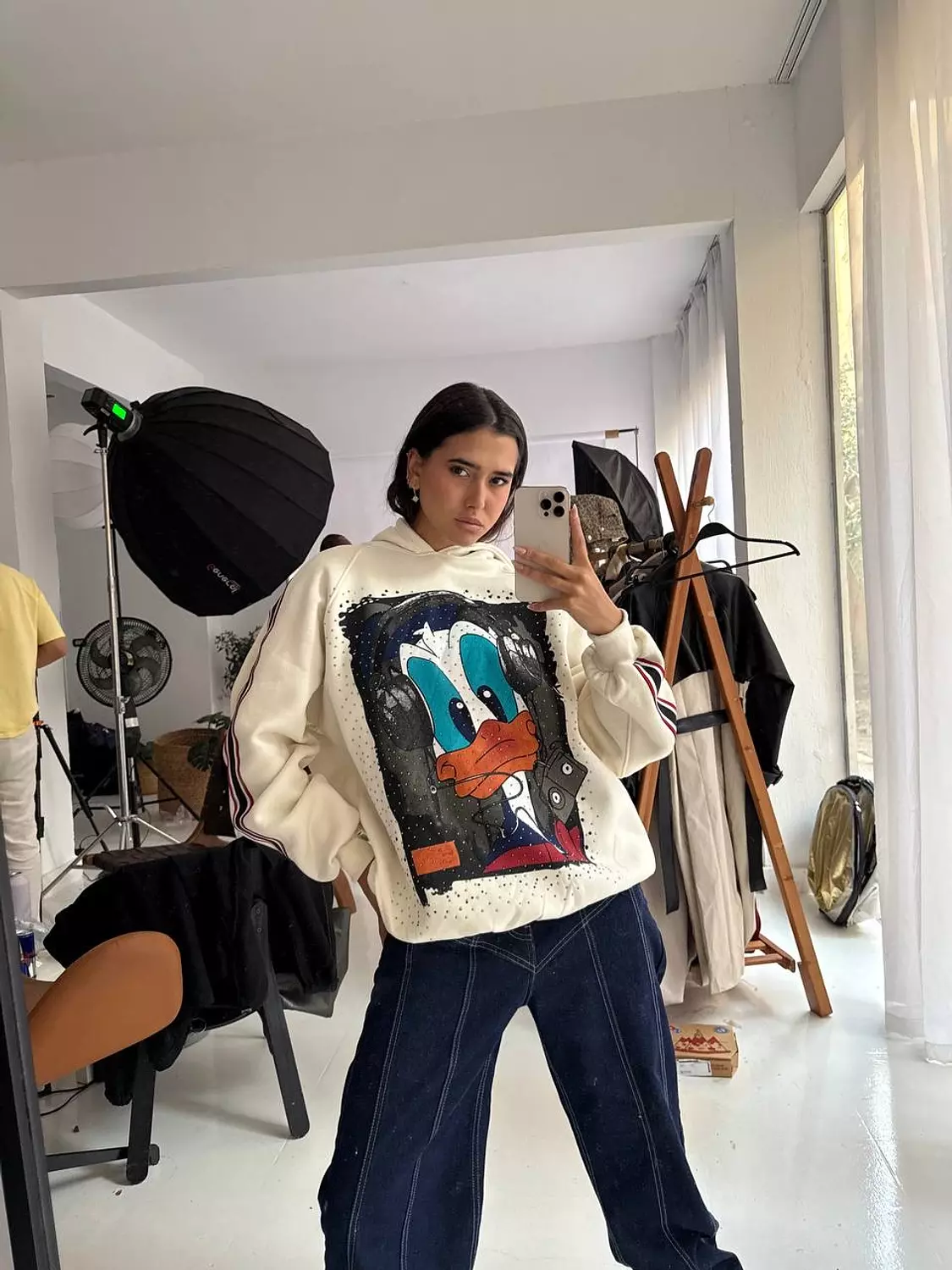 Donald duck sweatshirt  4