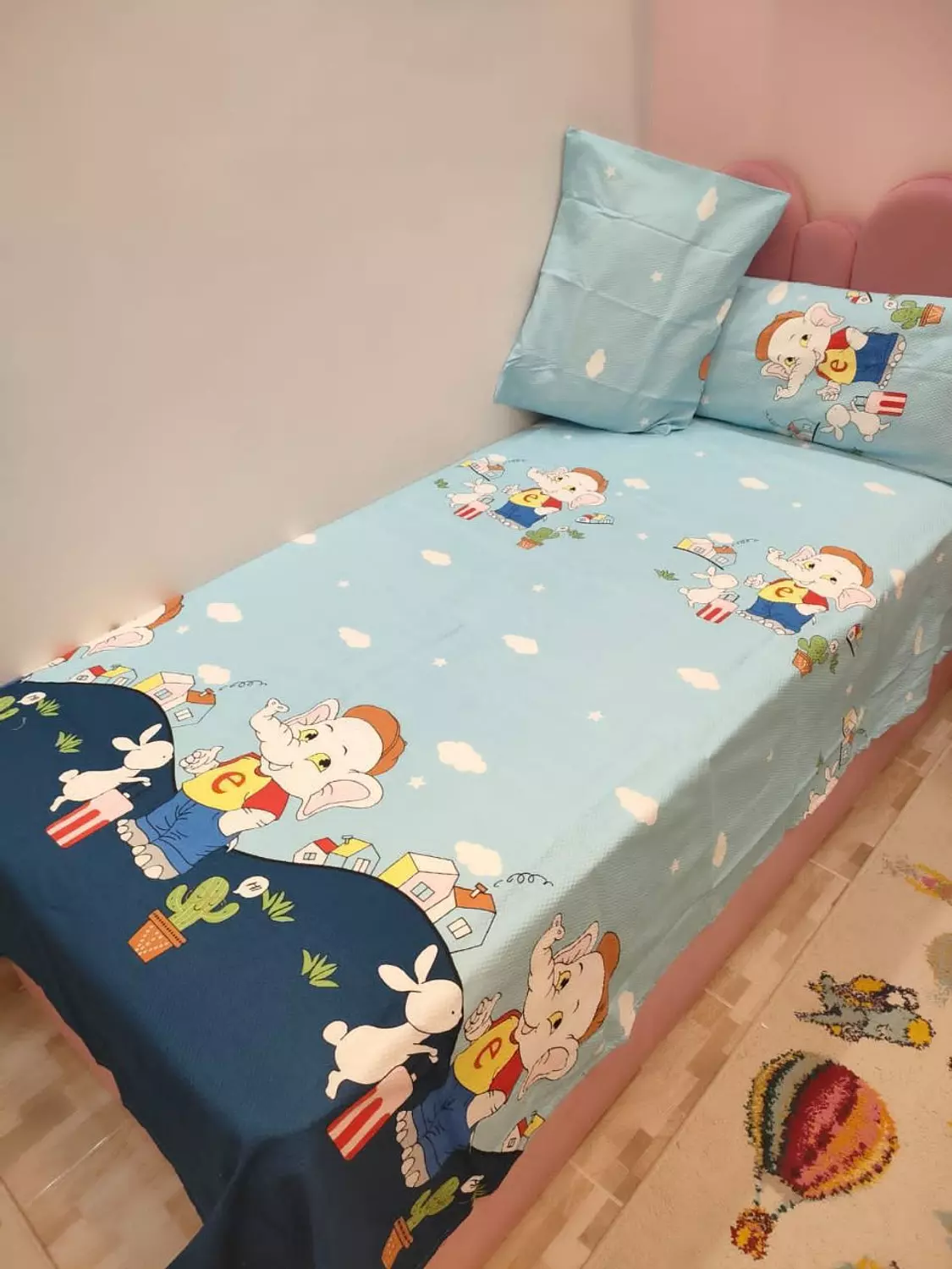 Blue elephant children's bedding set image