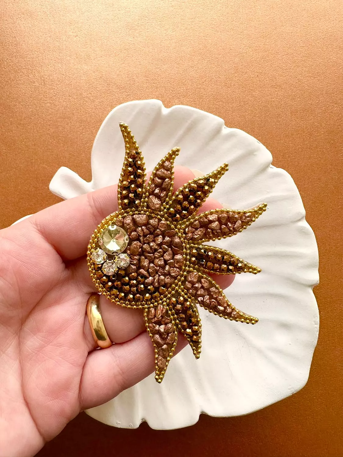 <p style="text-align: start"></p>