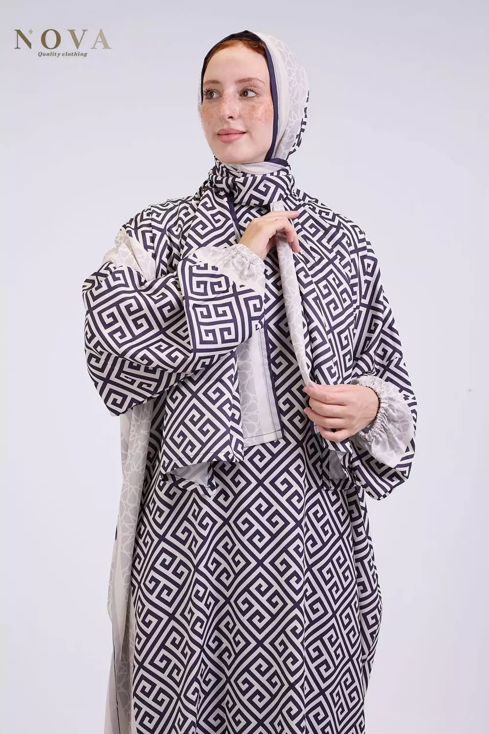 Greek key pattern soft 3