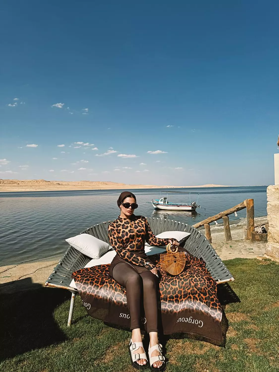 Leopard Lagoon 4