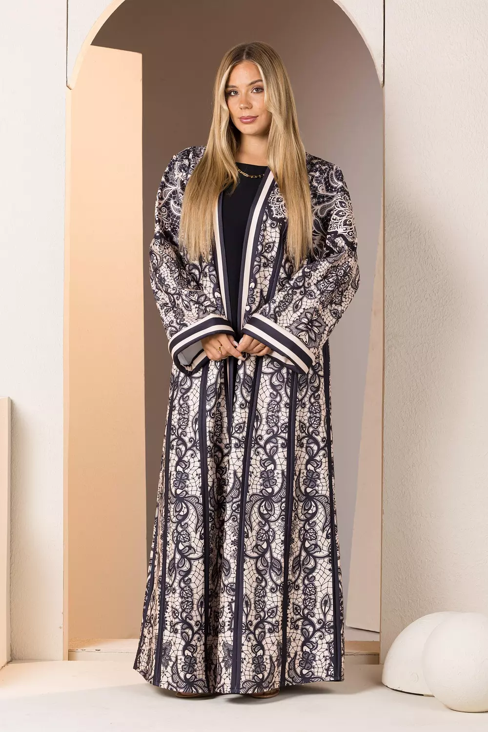 Lace charm cardigan / kaftan  4