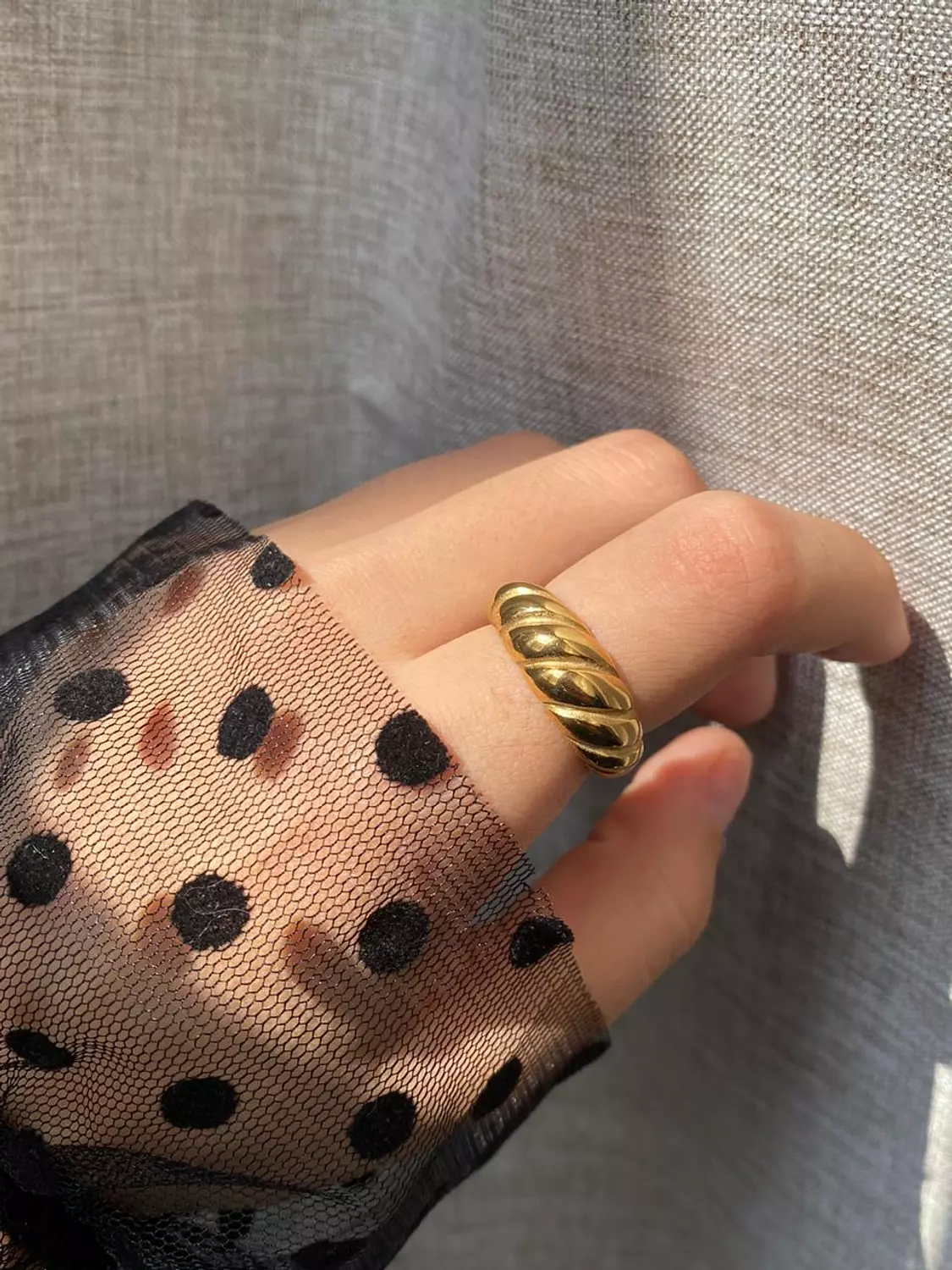 TWIST RING image