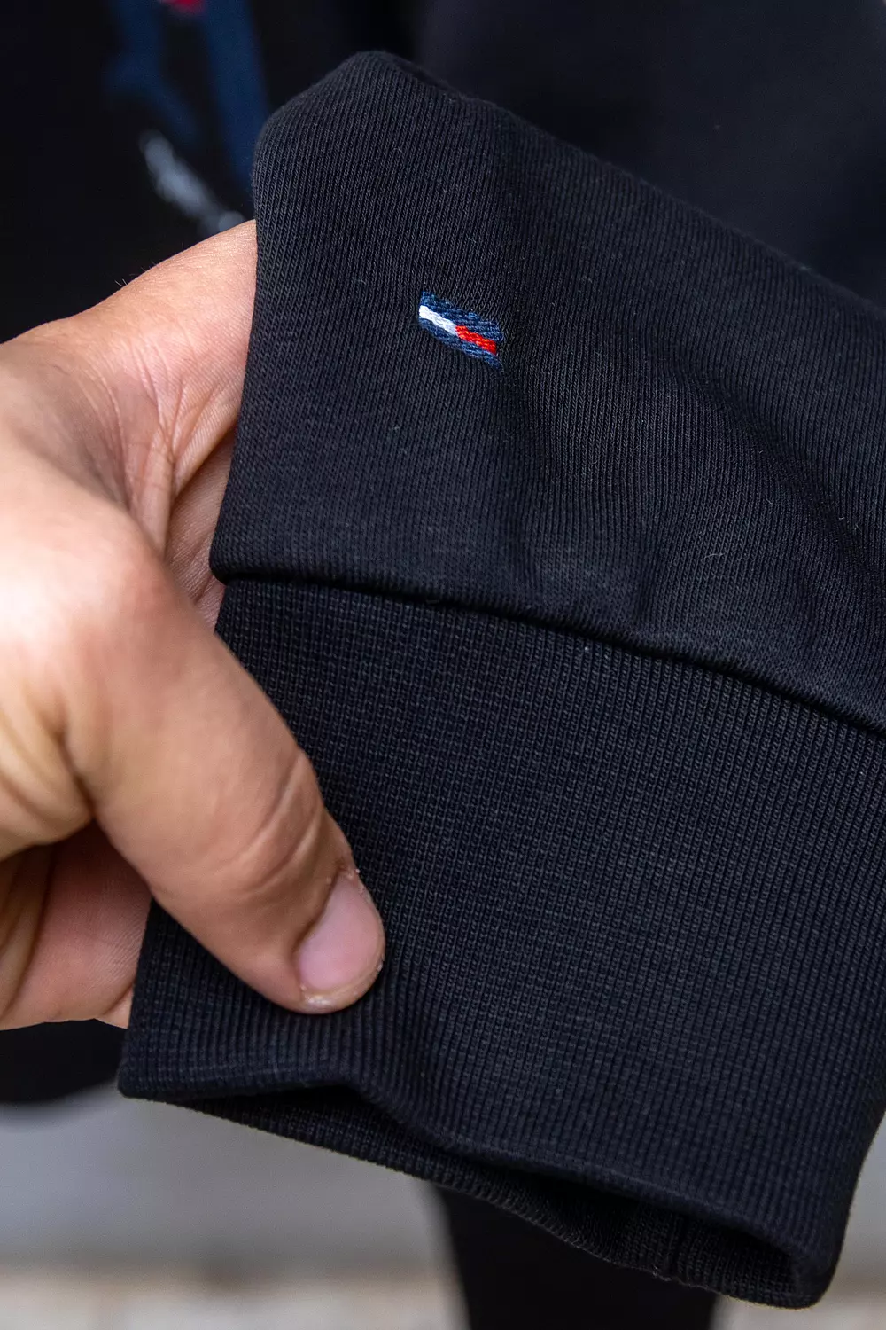 TOMMY HILFIGER SWEATSHIRT 4