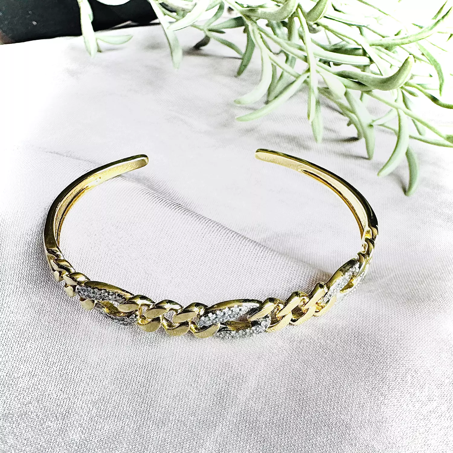 Cuban chain zircon open bangle image