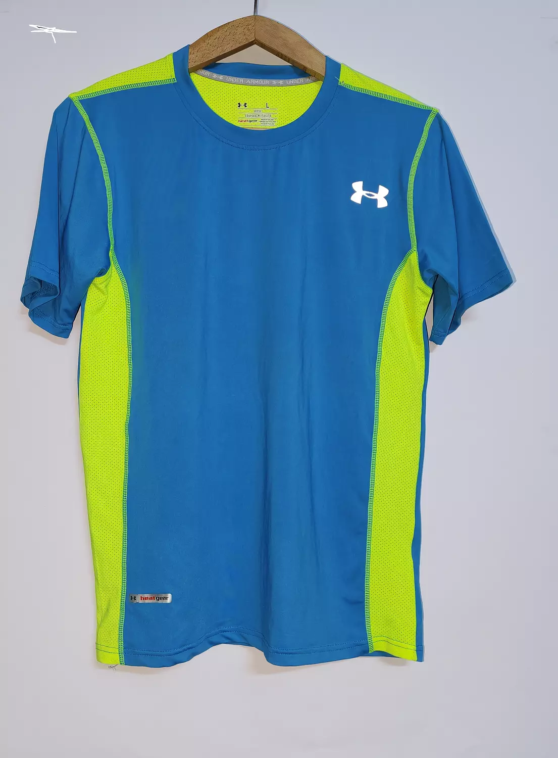 UNDERARMOUR T-SHIRT - GYM ( OFFER ) image