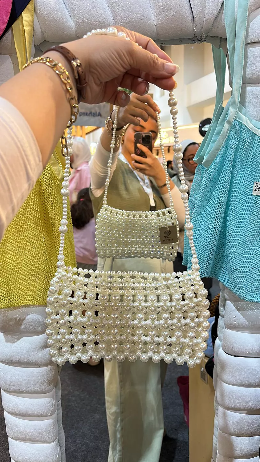 PEARLY SHOULDER BAG  image