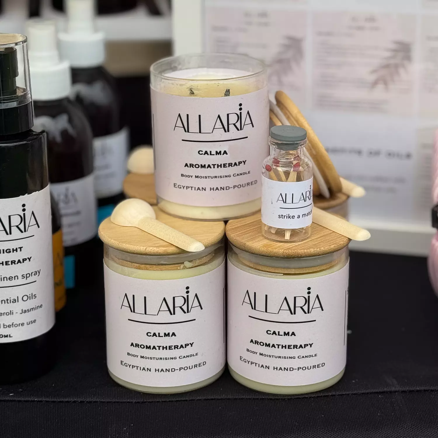 Calma Massage Candle (Aromatherapy) hover image