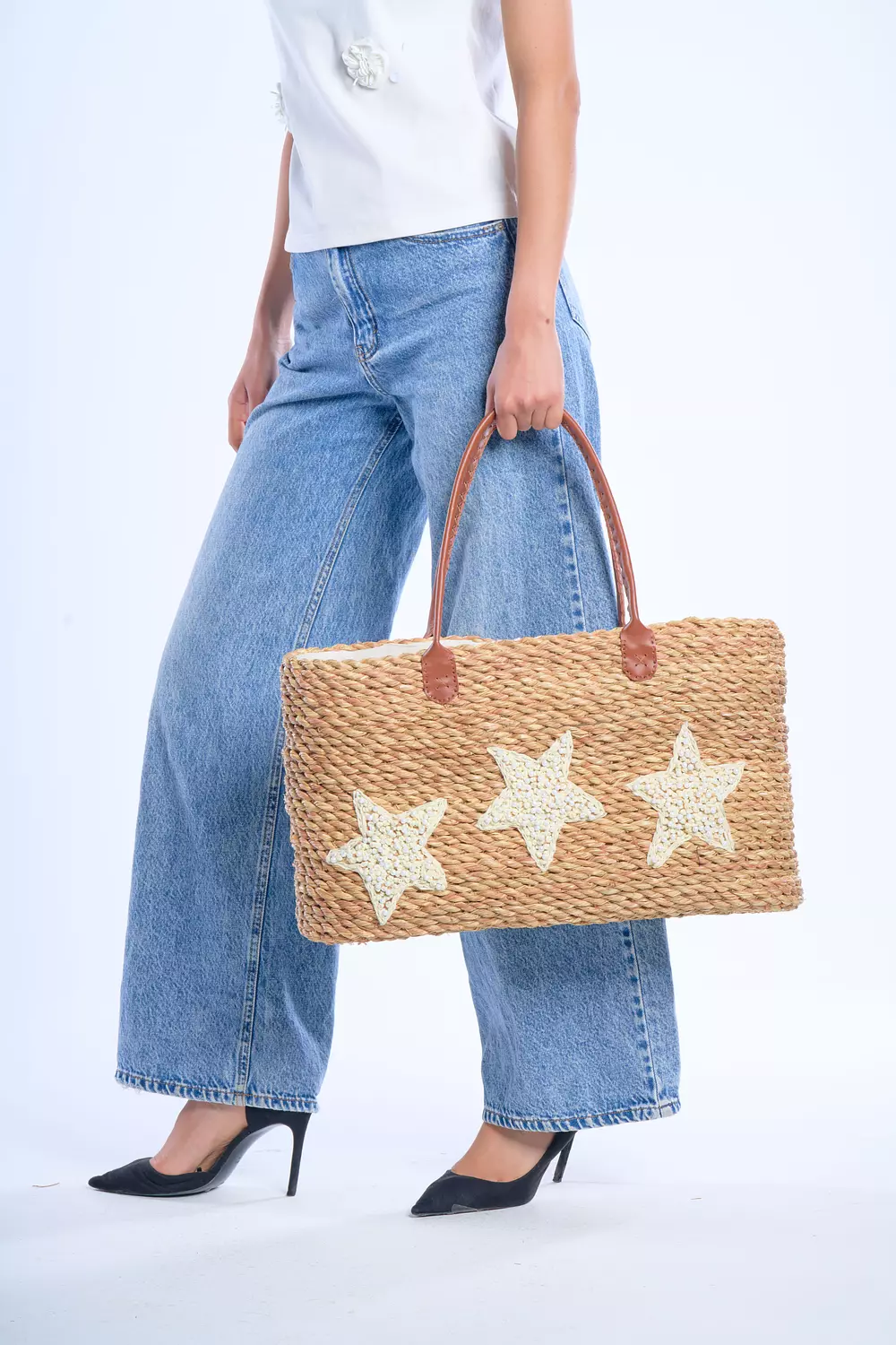hand made embroidered bag 1