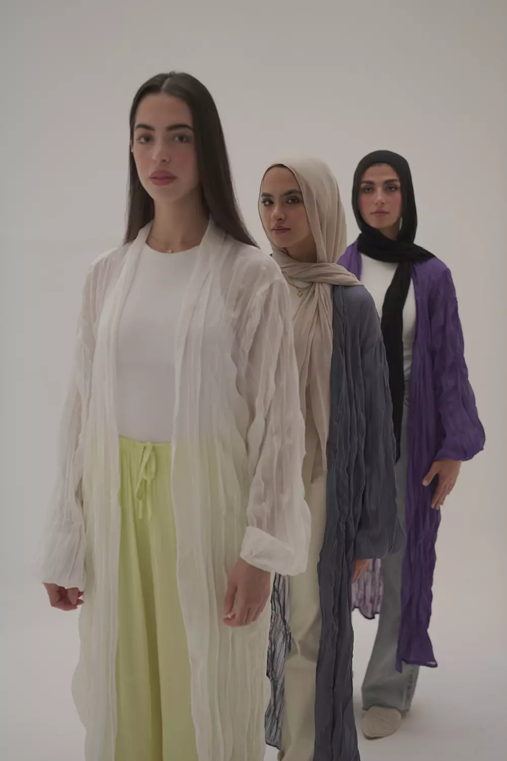 Crushed chiffon kimono in white 2