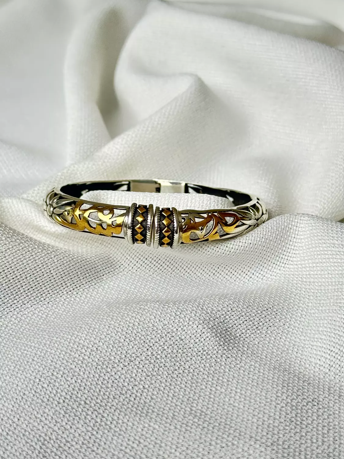 Hob & Salam Bangle image