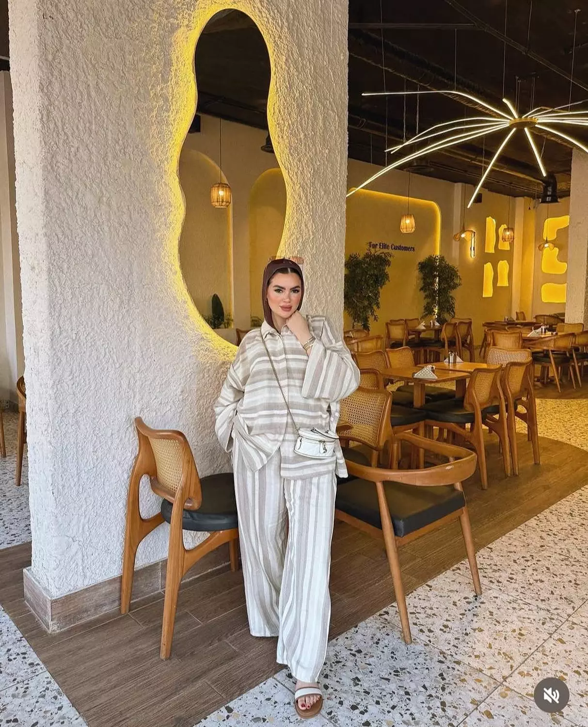Summer-Ready Striped Linen Set for Women 3