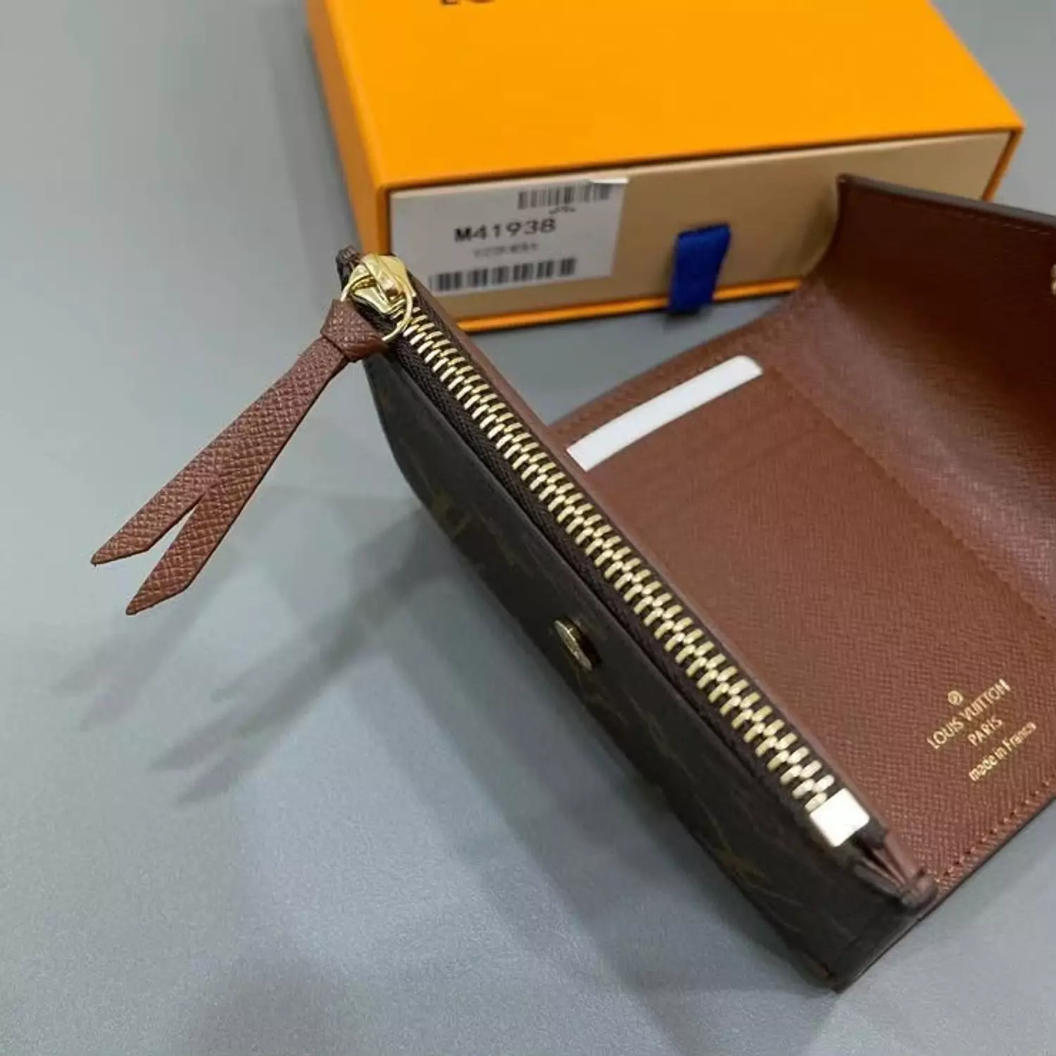 Lv wallet 2