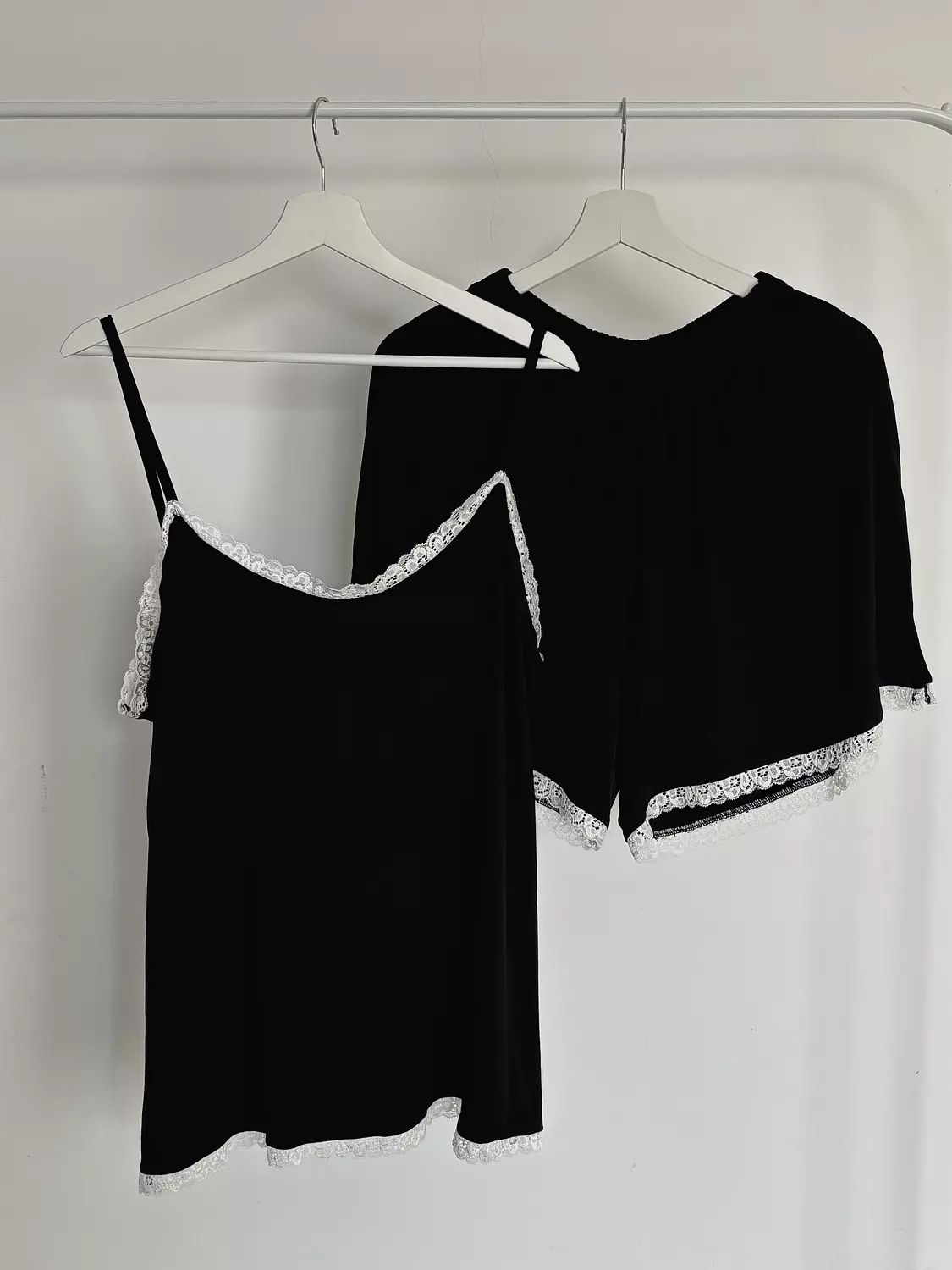 Black & White Lace Pyjamas  5