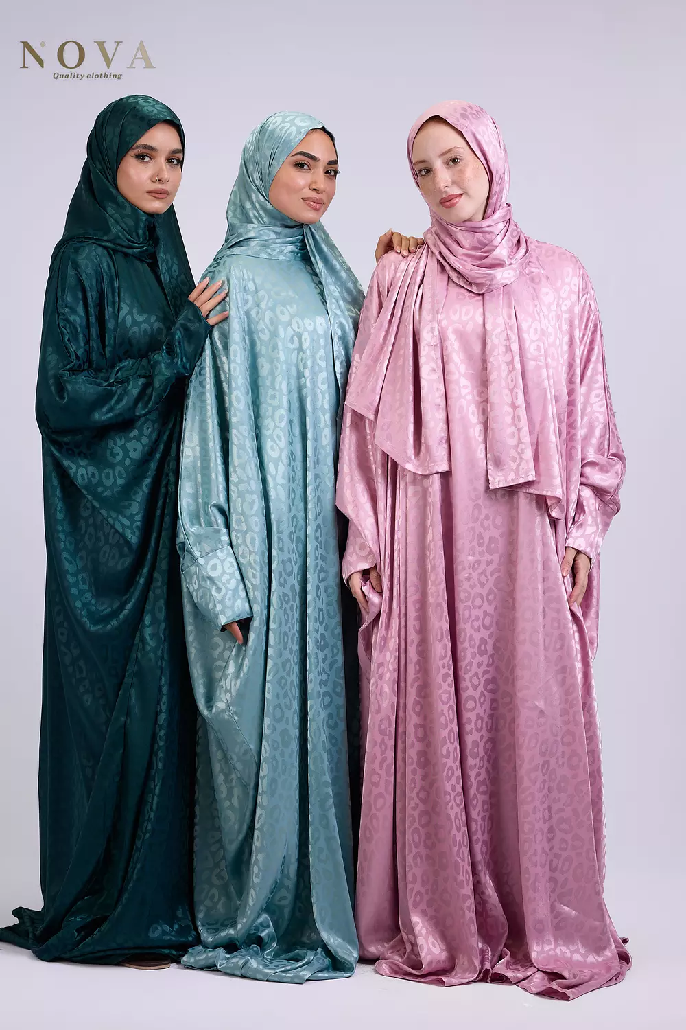 <h2 style="text-align: justify"><span style="color: rgb(123, 103, 69)">Jacquard Butterfly </span></h2><h2 style="text-align: justify"><span style="color: rgb(123, 103, 69)">Satin →</span></h2>