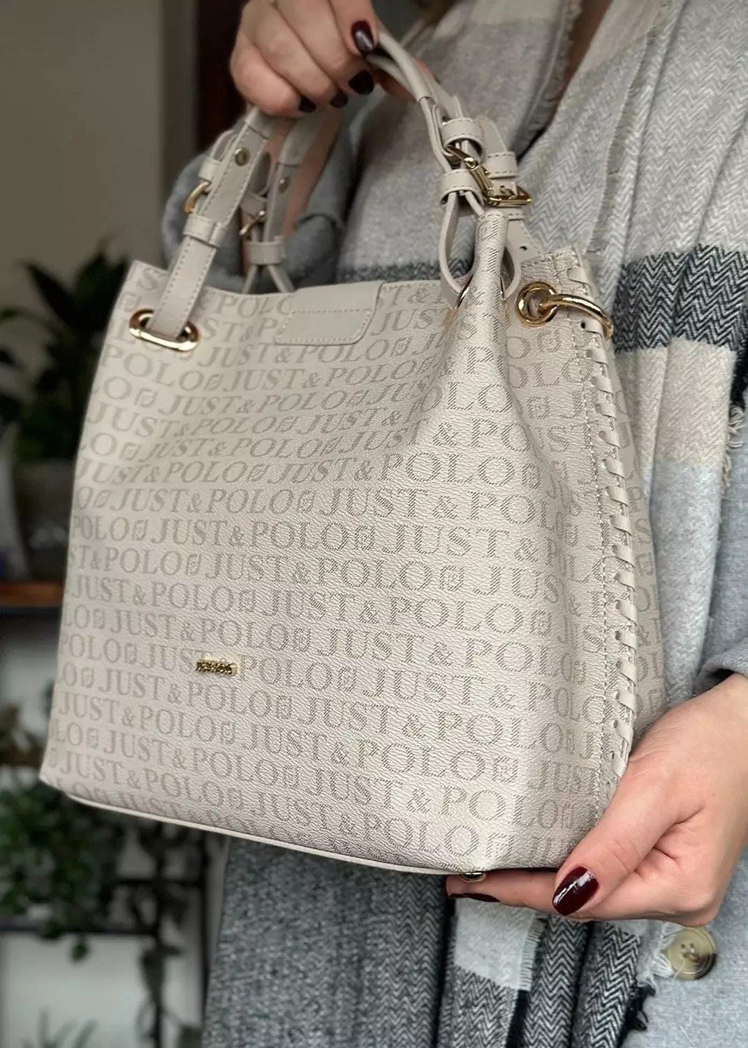   Elegant Greige Tote by just&polo 2
