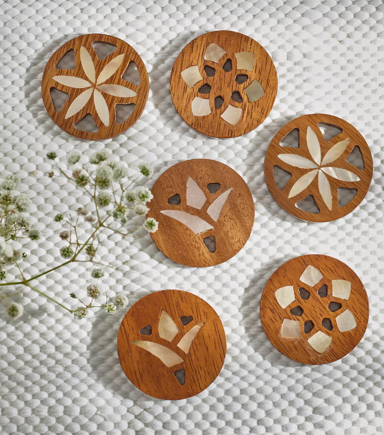 Lilya Magnet hover image