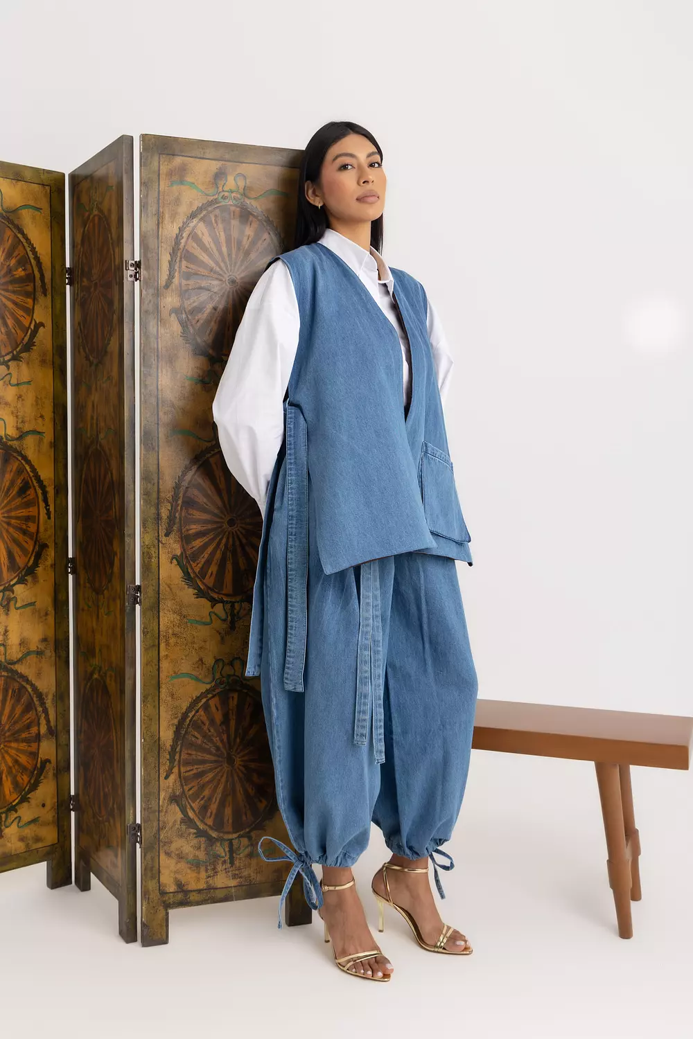 The Magic Denim Relaxed Pants 1