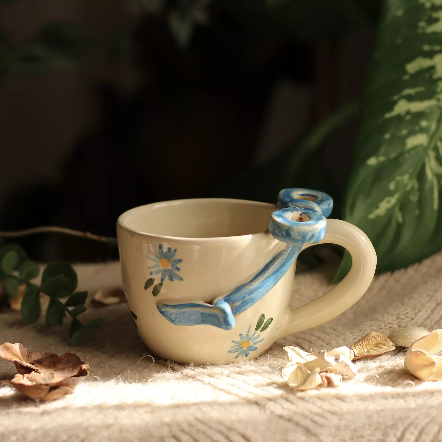 <p style="text-align: center"><span style="color: #ffffffff"><strong>Blossom Bow</strong></span></p>