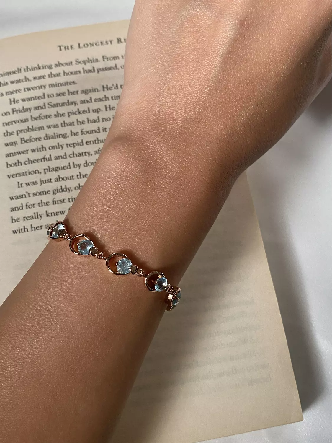 Turqoise Stones x Rose Gold Bracelet 1
