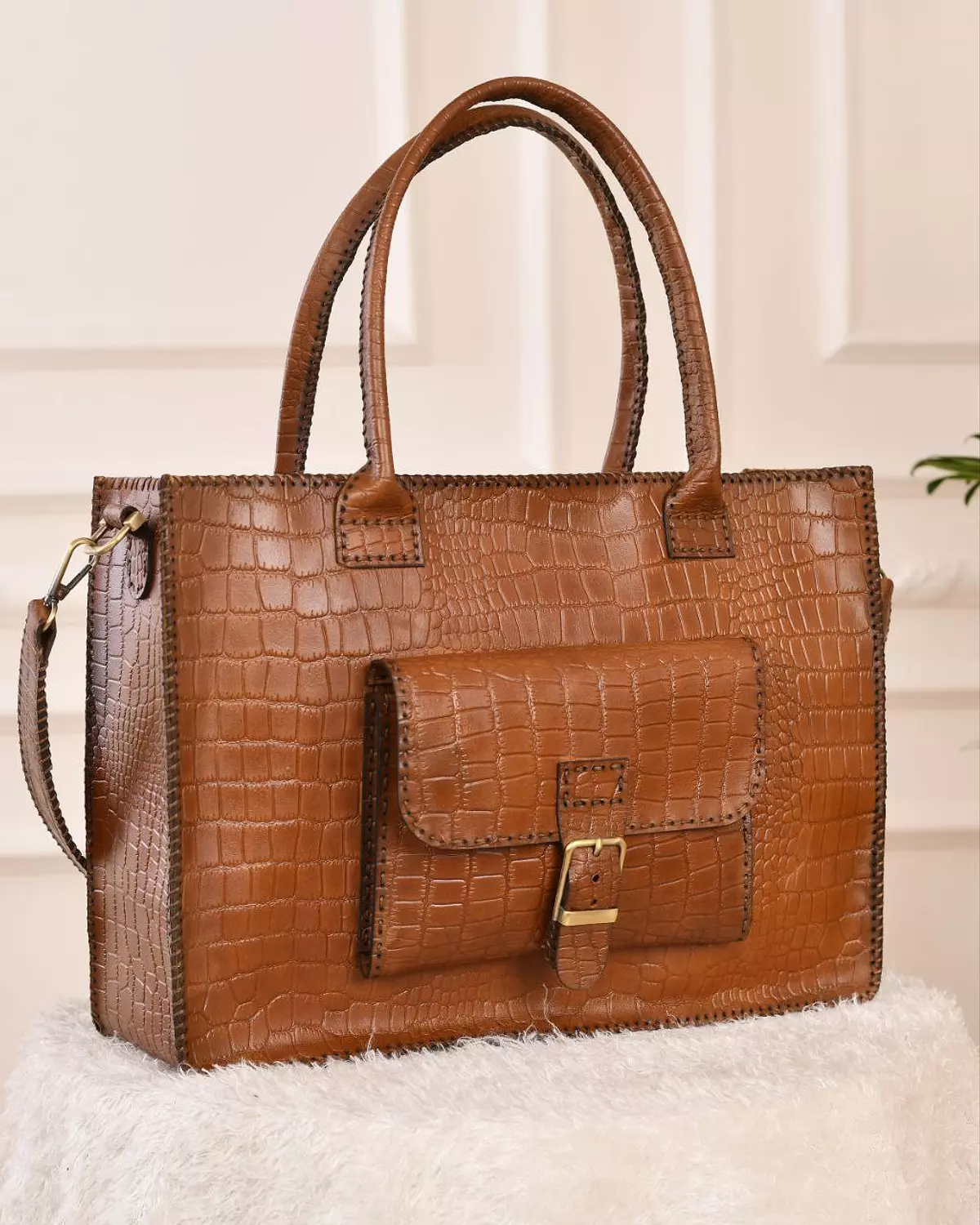 brown tote bag image
