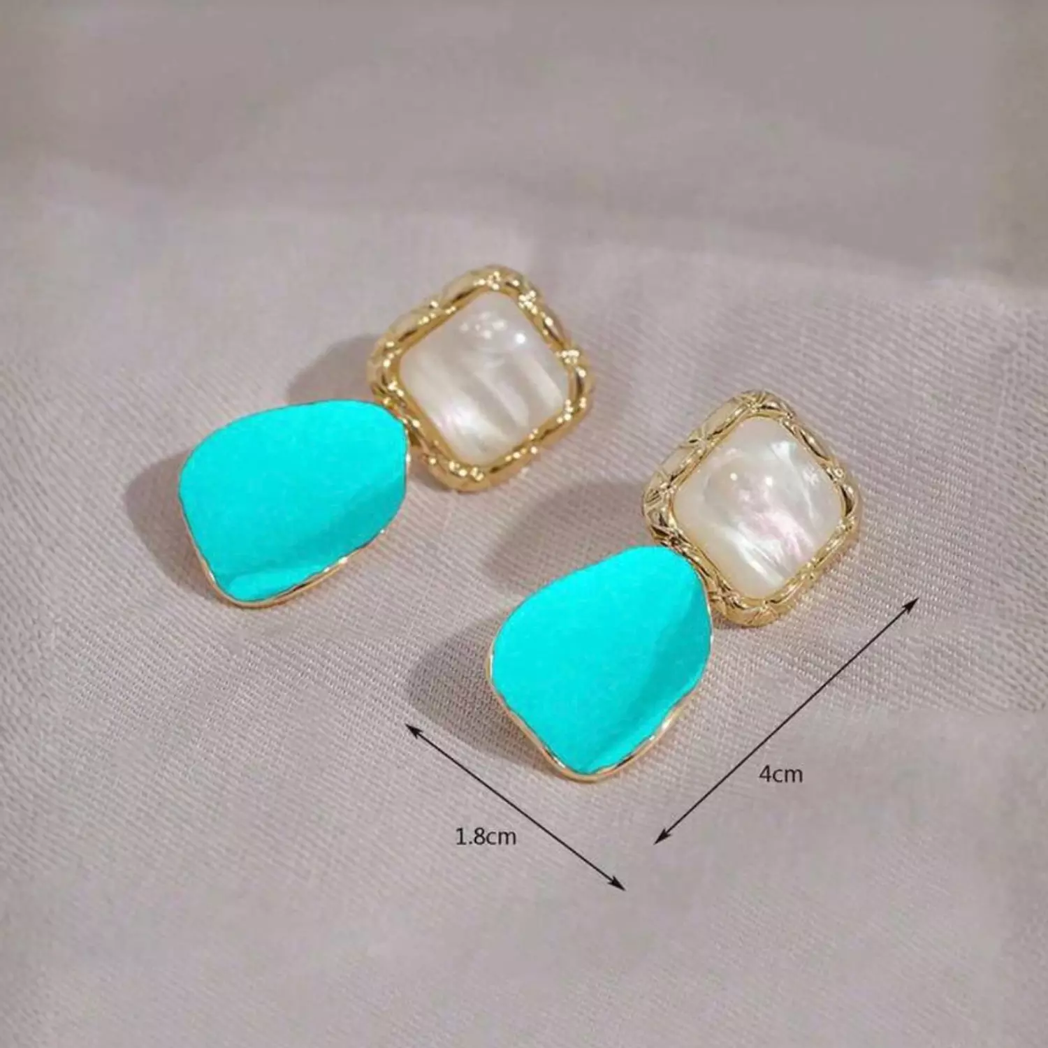 Assymetrical Turquoise Retro Square Earrings 2