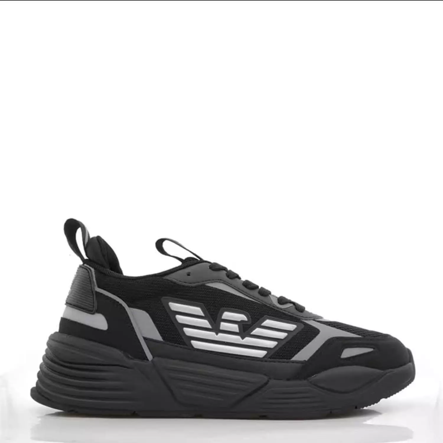 <p style="text-align: center"><br><span style="color: rgb(30, 41, 59)"><strong>Armani</strong></span></p>