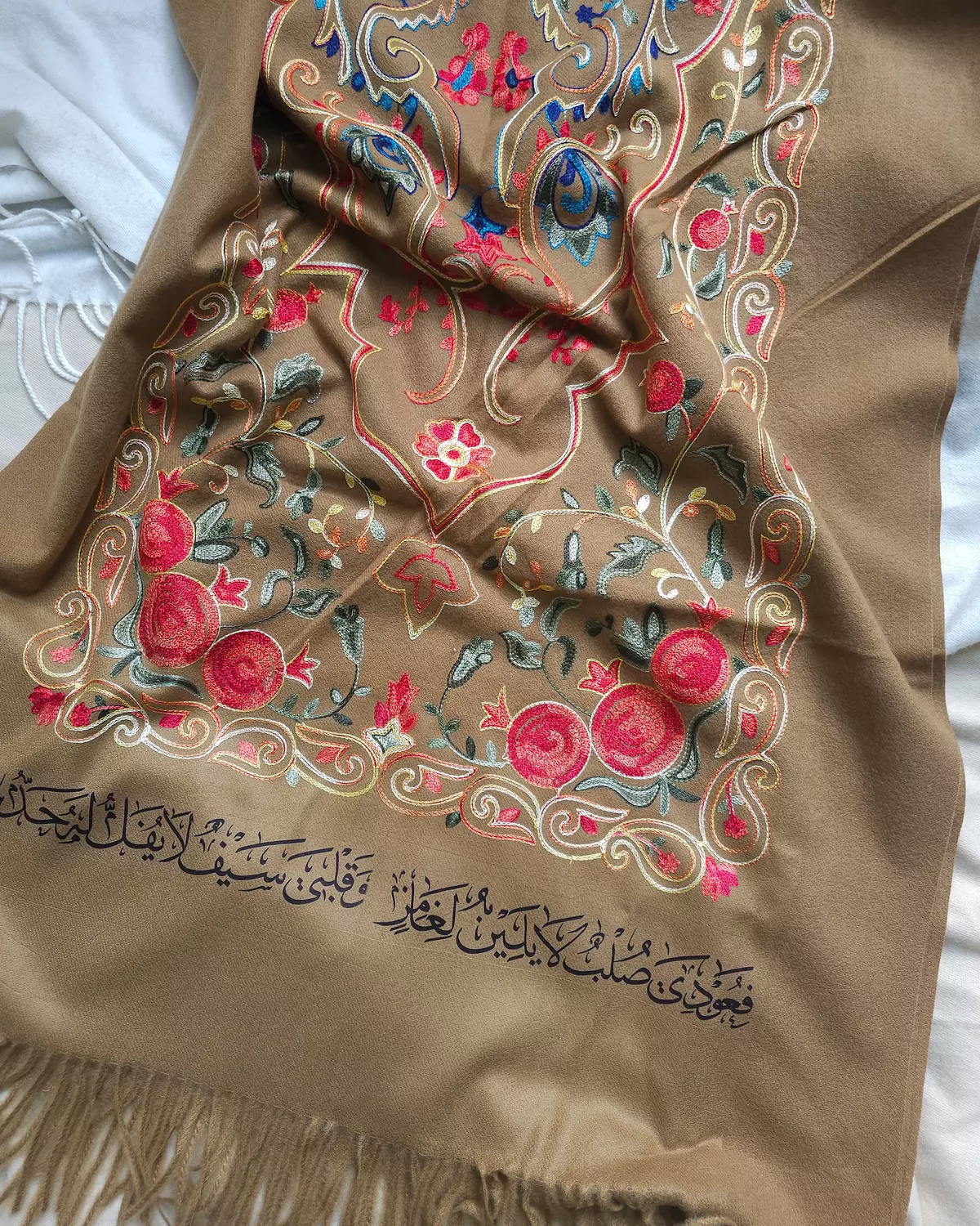 فعودي صلب لا يلين لغامز/شال image