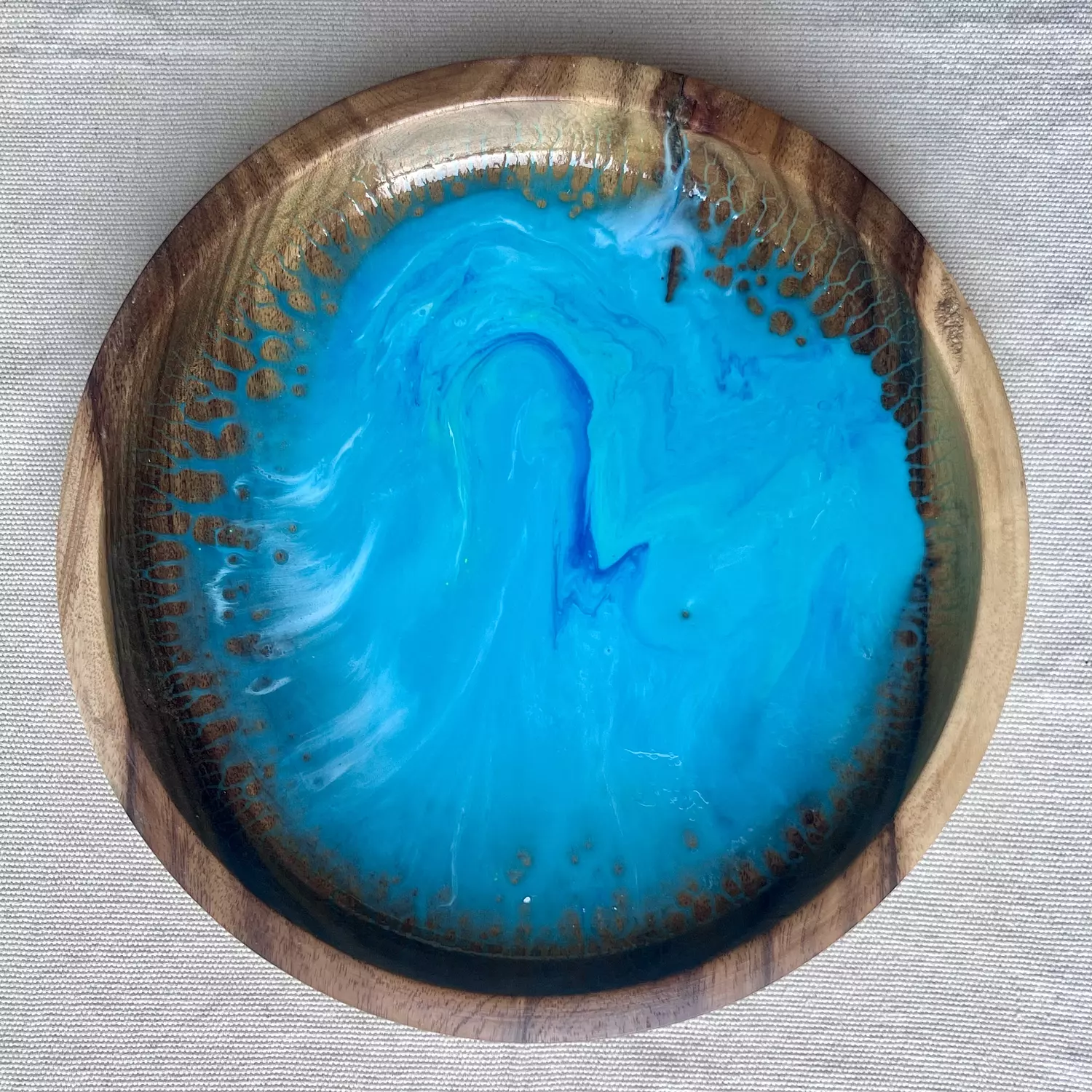 Aquamarine Dark wooden bowl 5