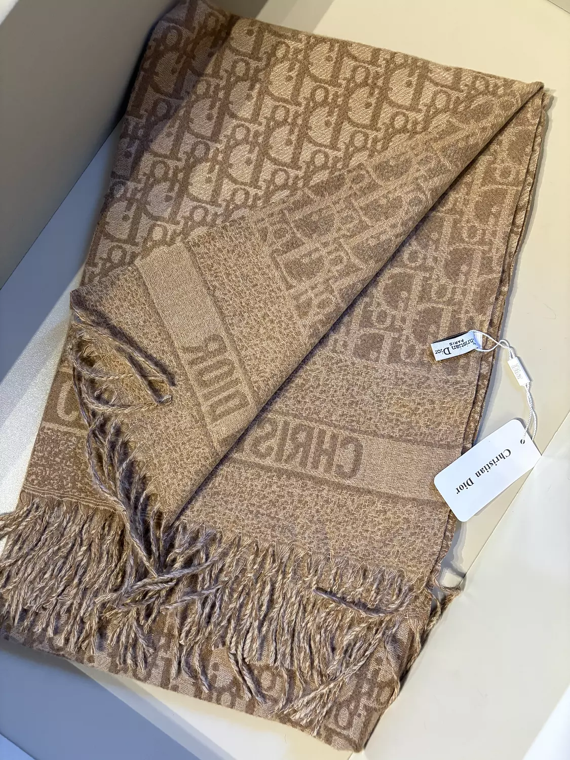 Dior wool shawl 5